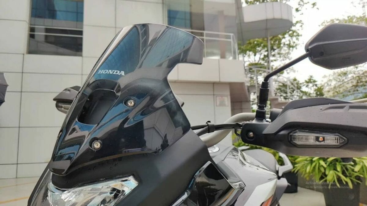 Honda CB200X Review (3)