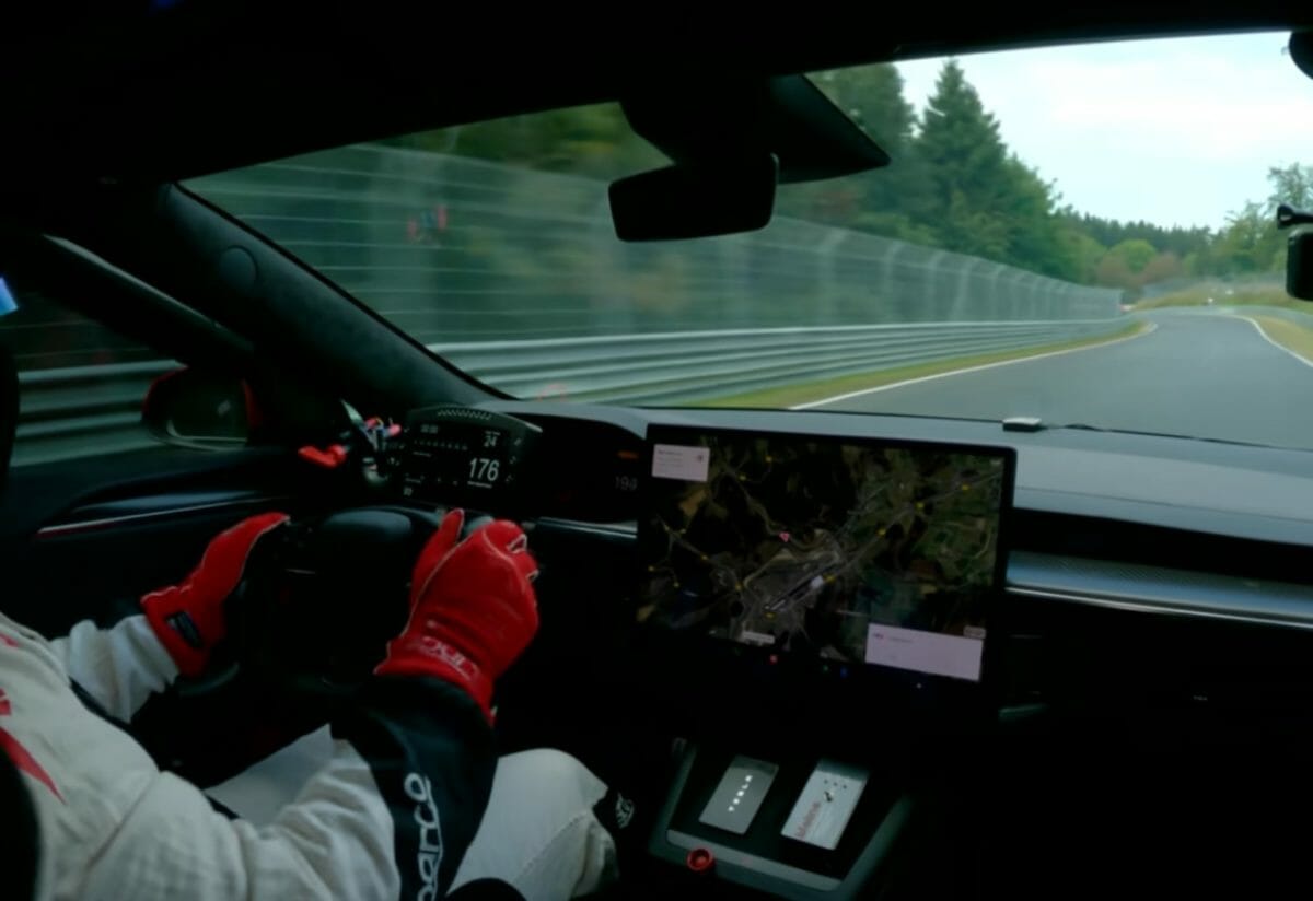 Tesla Model S Plaid Nurburgring