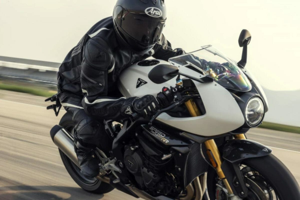 Triumph Speed Triple 1200 RR