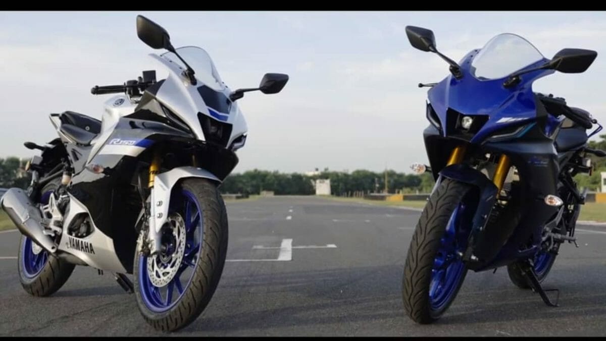 Yamaha R15 V4 (1)