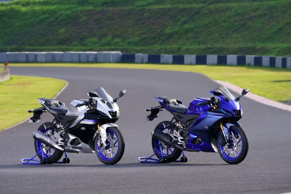 Yamaha R V