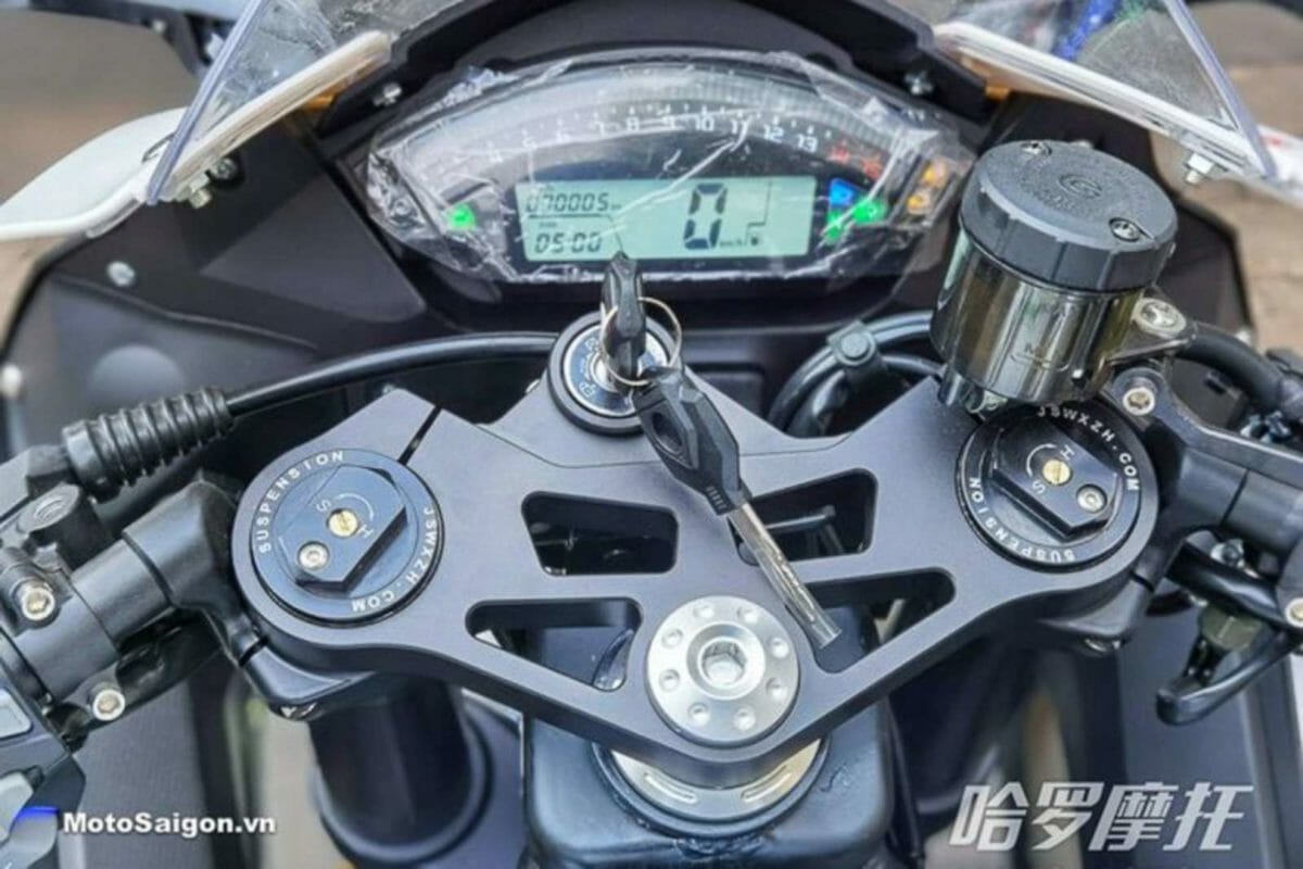 Yamaha R6 Huaying chinese copy (2)