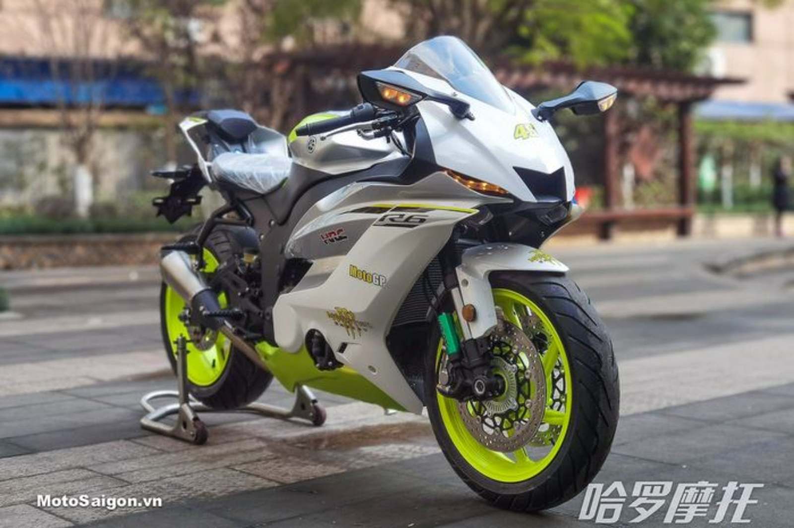 Look How The Chinese Massacred The Mighty Yamaha R6 With This