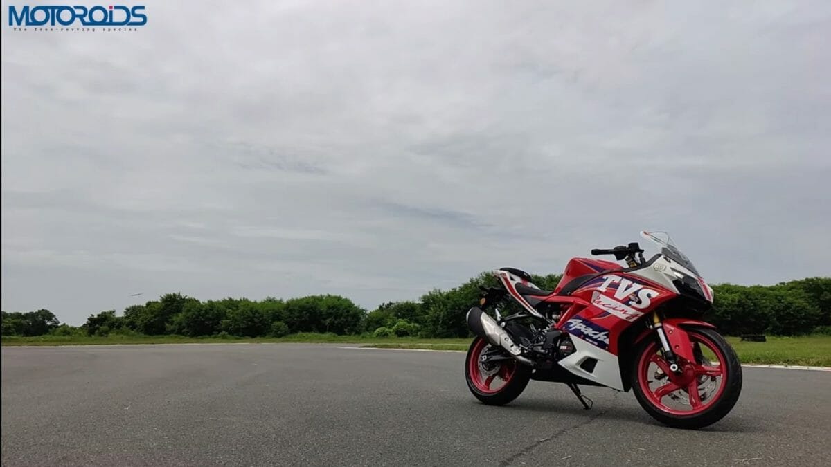 tvs apache  rr review red