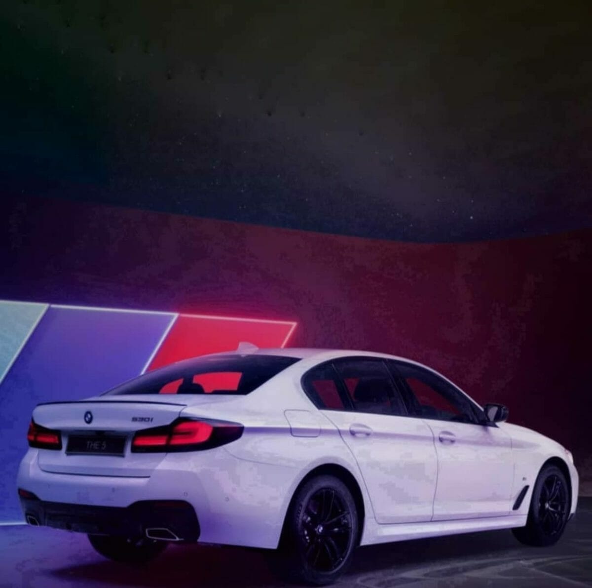 BMW 530i Carbon Edition rear