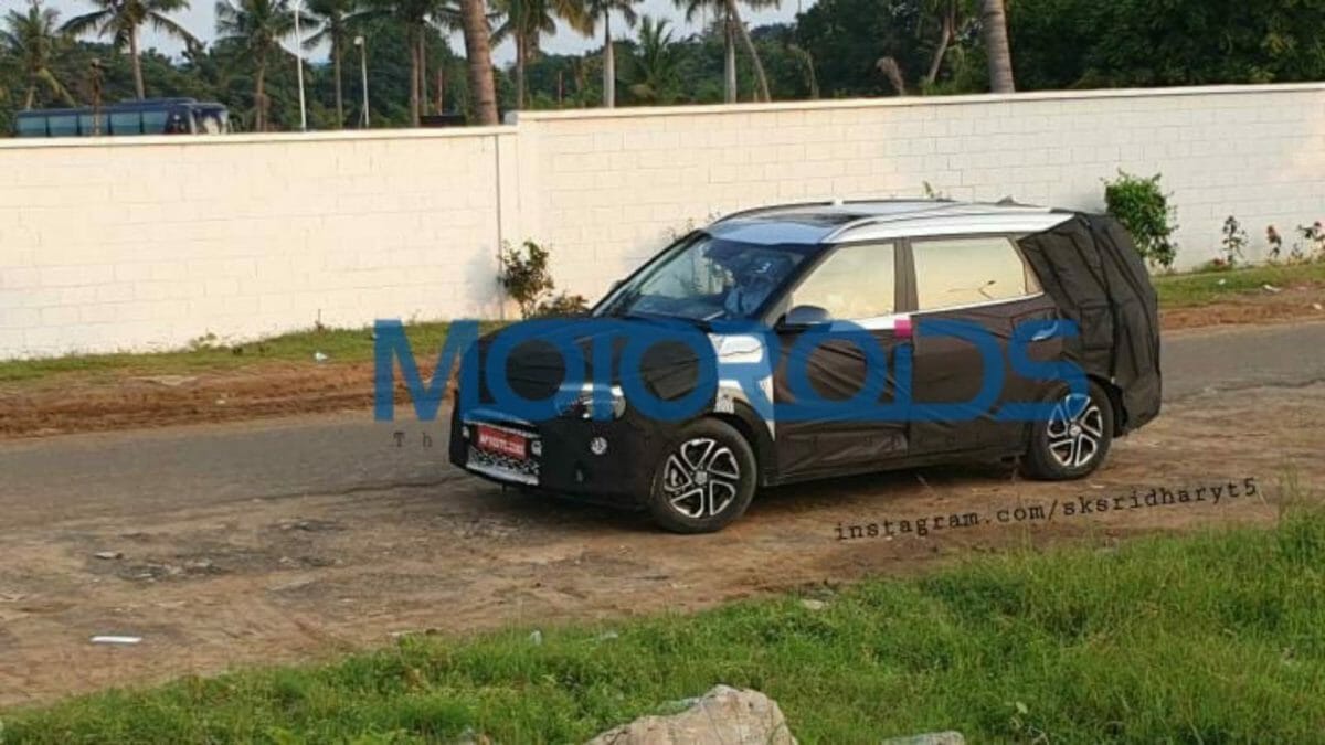 KIA KY MPV Spotted testing in india
