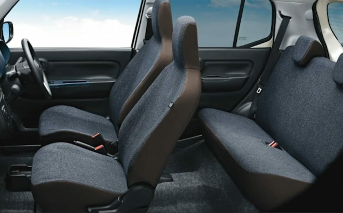 2022 Suzuki Alto Cabin (1)