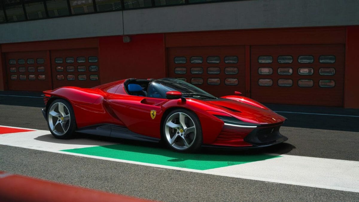 Ferrari Daytona SP3 Side Profile