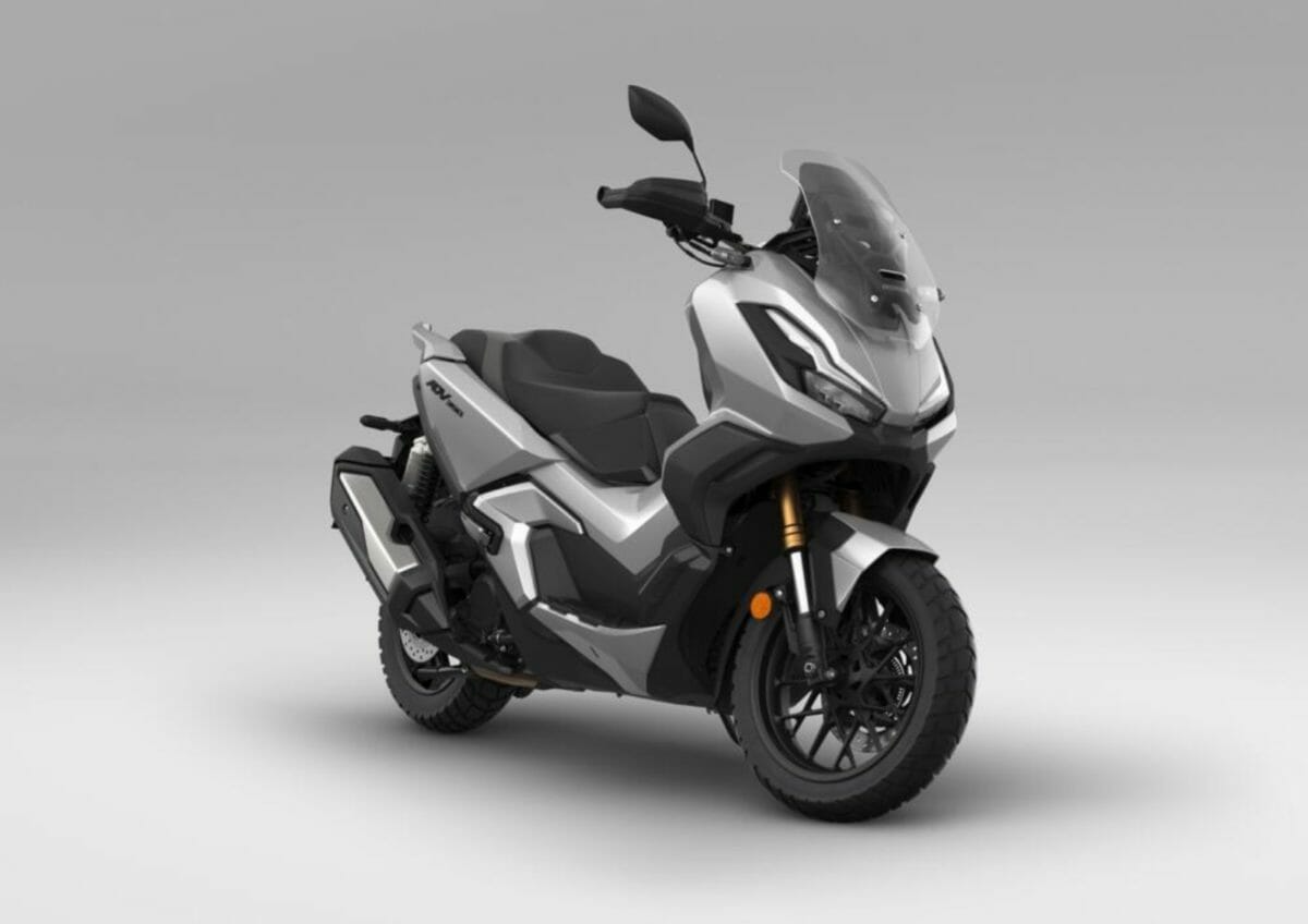 Honda ADV  Front