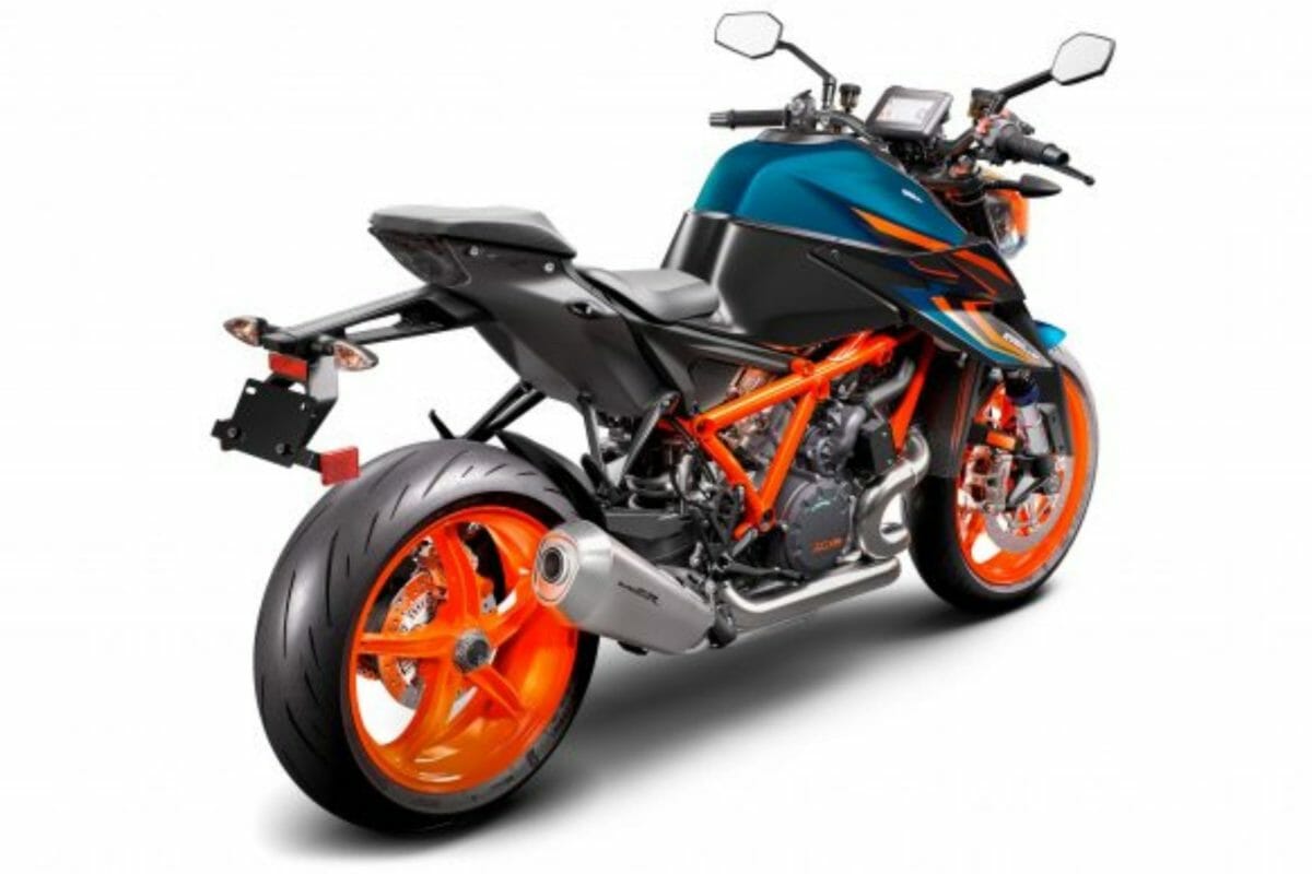 KTM 1290 Super Duke R (2)