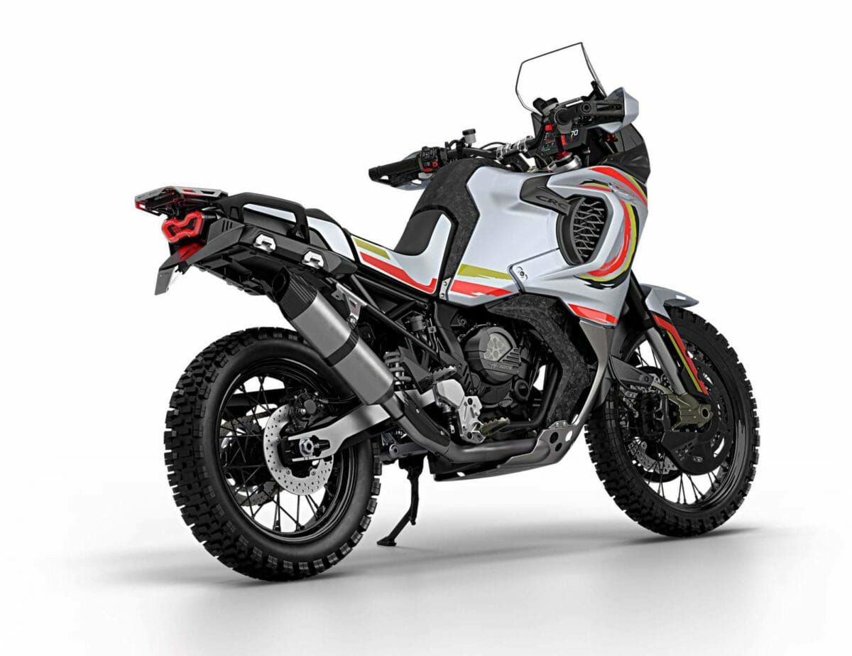 MV Agusta Lucky Explorer 9.5 (2)