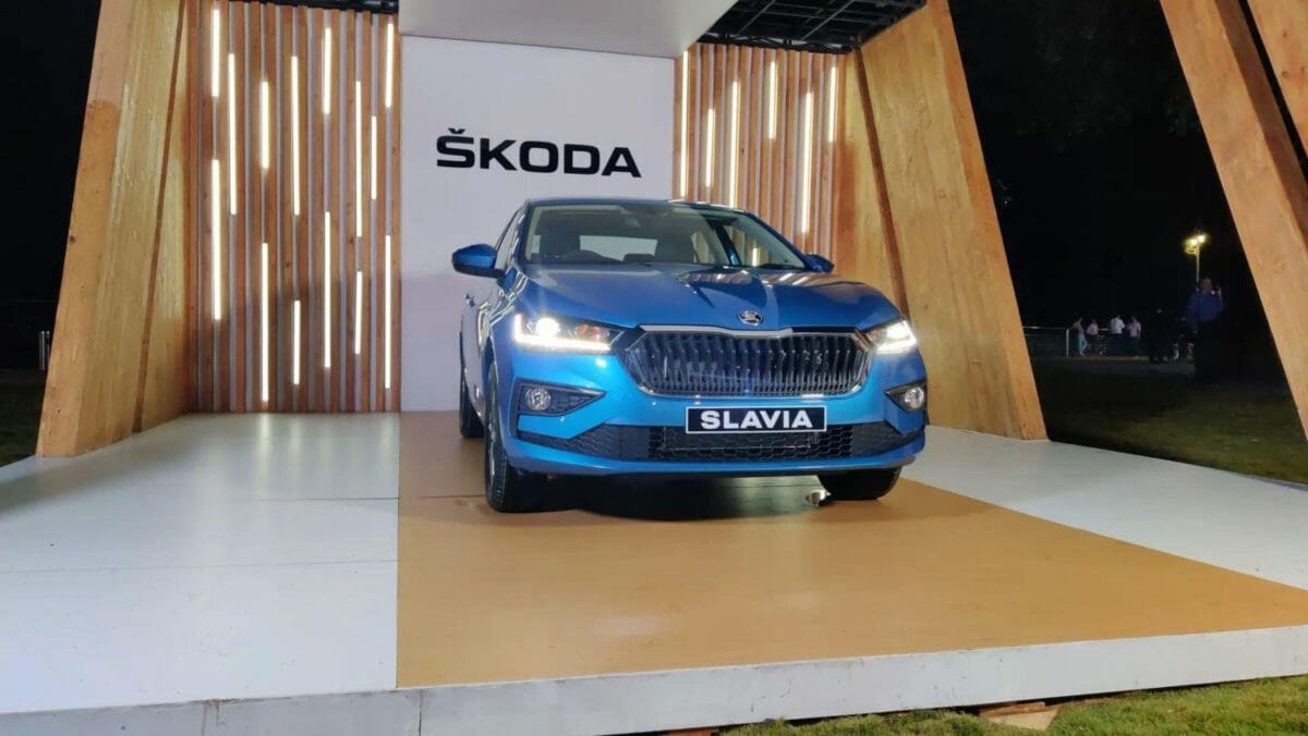 skoda slavia walkaround front