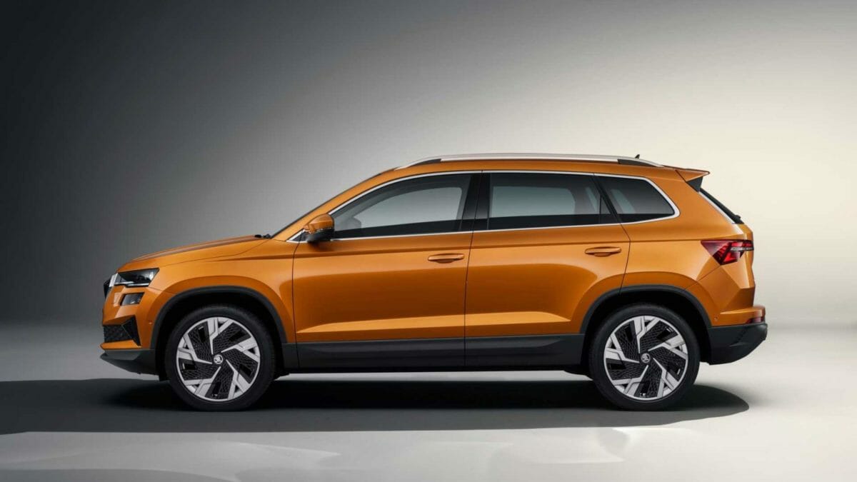 2022 Skoda Karoq Side Profile