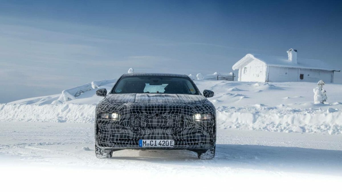 BMW i7 Winter Testing Front