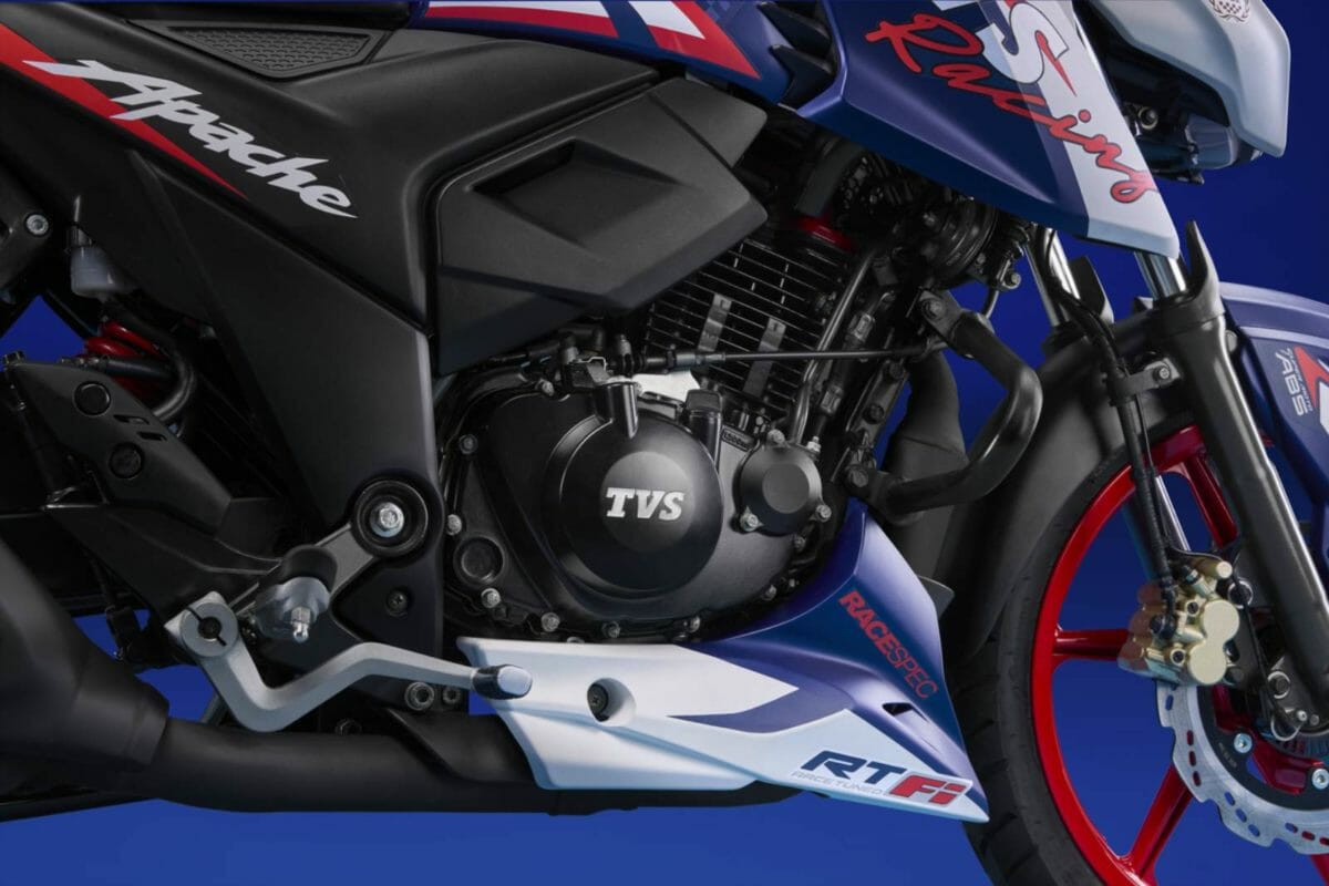 TVS Apache RTR 165 RP Engine