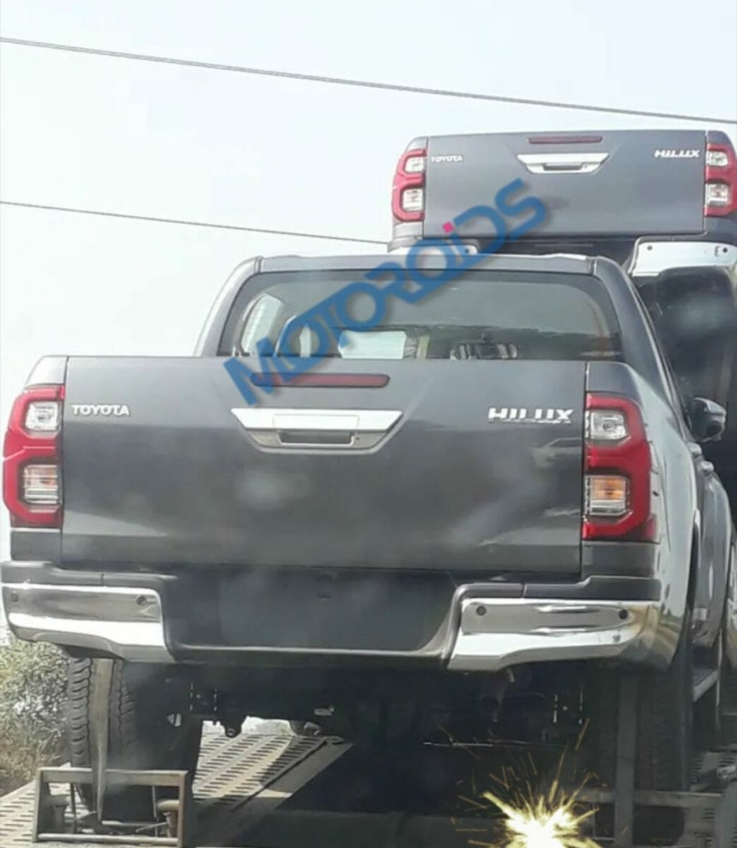 Toyota Hilux Spied