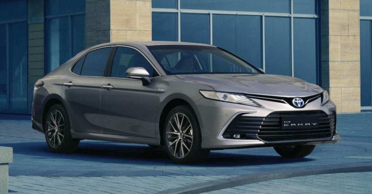 Toyota Camry Hybrid Facelift Front Profile