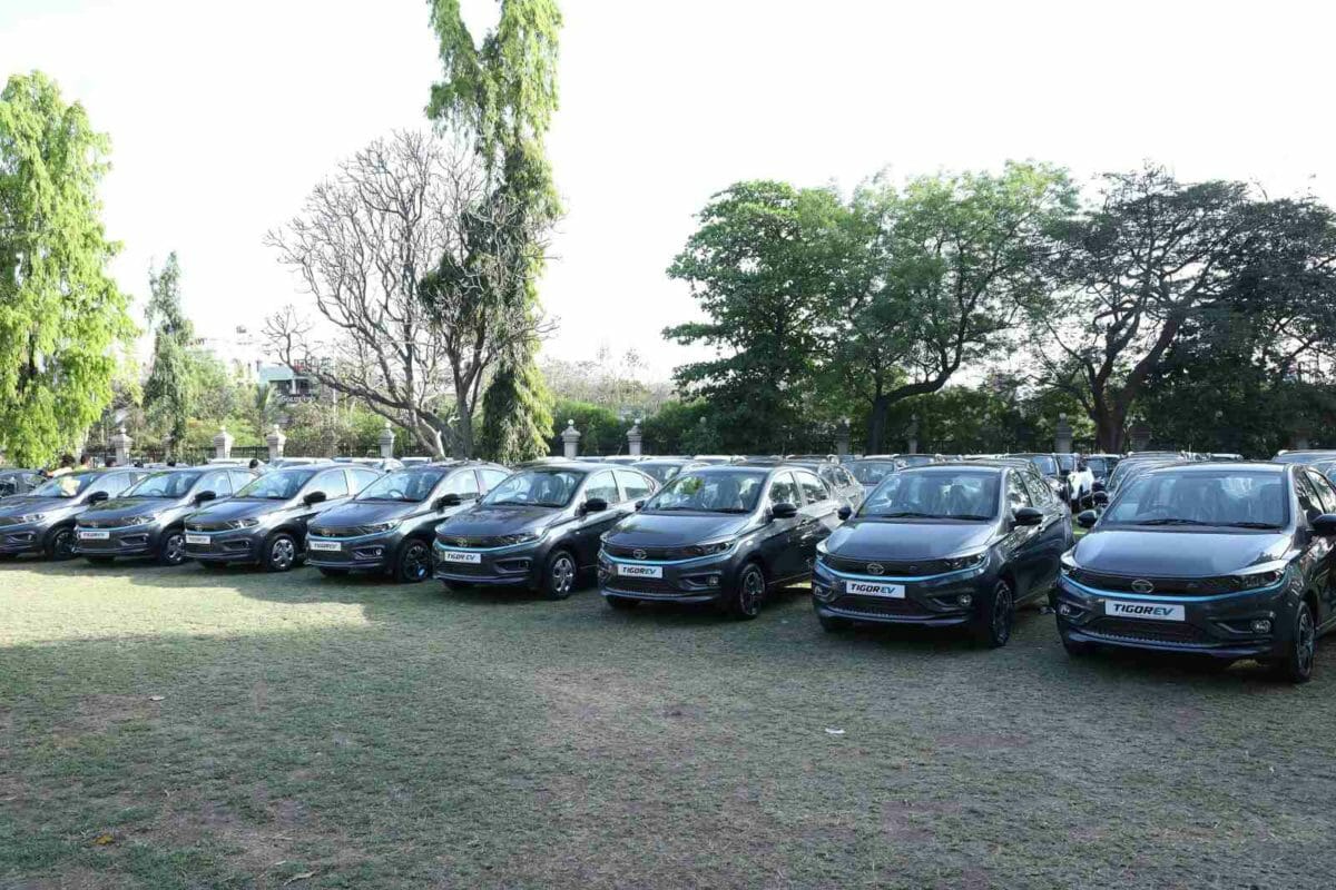 Tata Motors delivers 250 cars for aurangabad green mobility