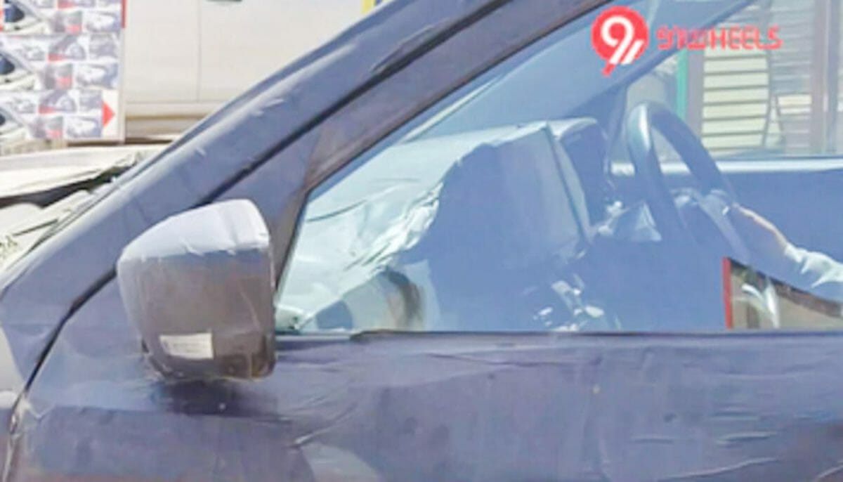 maruti toyota suv spied interior (1)