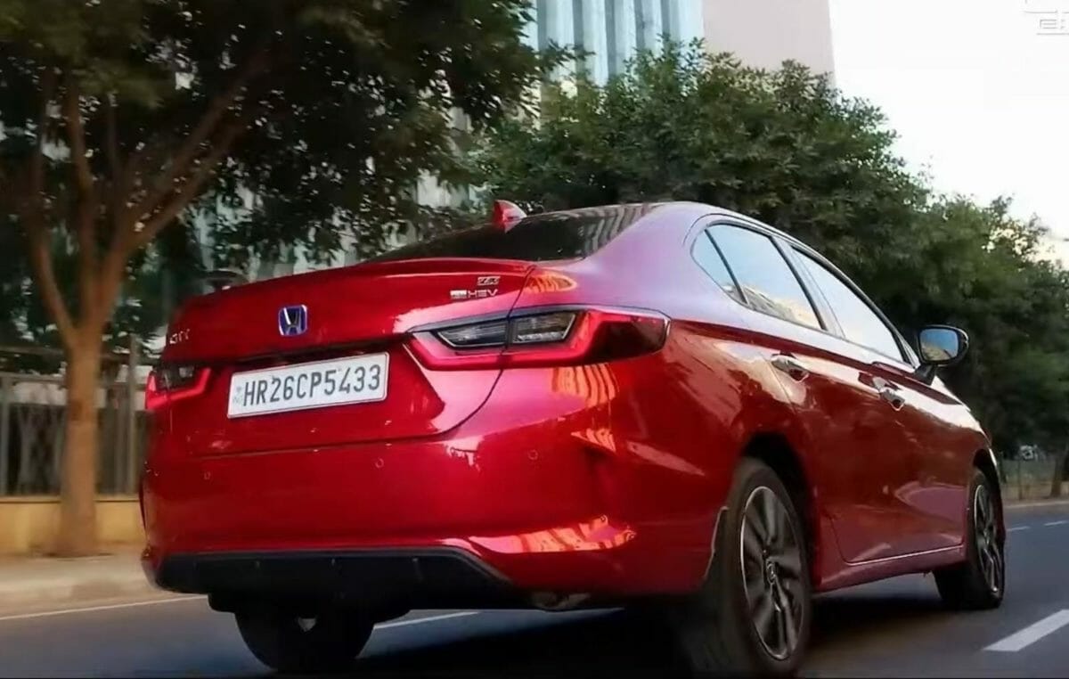 honda city hybrid rear