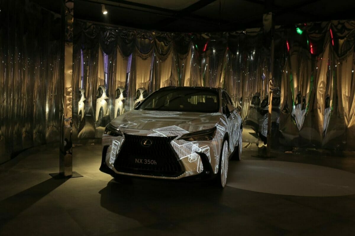 Lexus NX350