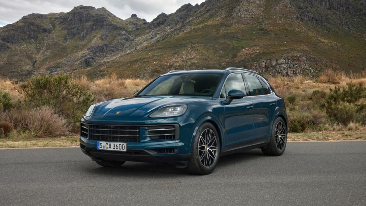 2024-porsche-cayenne-front