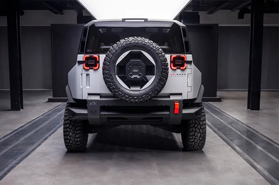 Thar.e Rear