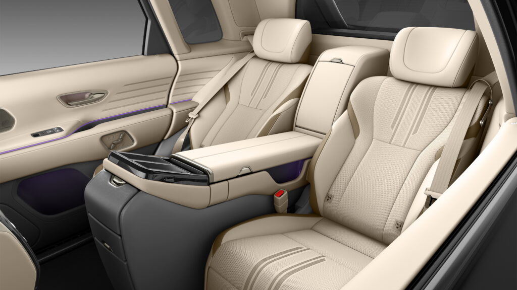 Toyota Century SUV