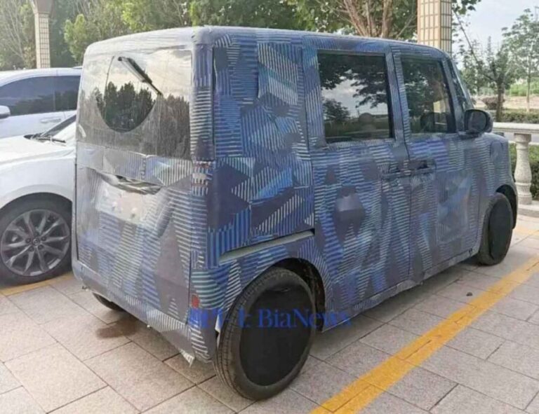 BYD Teases First Electric Kei Car – Small Size, Big Plans for Japan ...